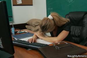 免费amatuerxxx视频