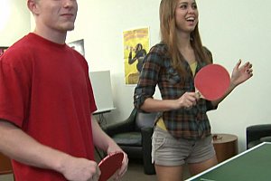 jizz进入美女小穴